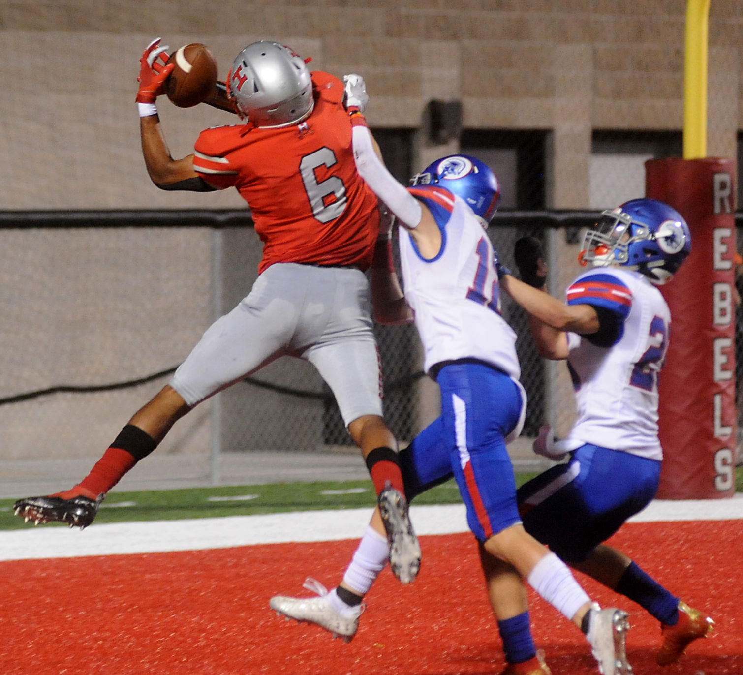 Horlick vs. Tremper football